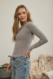 WASHED LONG SLEEVE RIBBED HENLEY KNIT TOP: MAROON