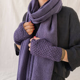 VARGA Unisex Banana Yarn Wristwarmers: Pink Clay