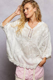 V-neck Short Sleeve Floral Embroidered Crochet Blouse Top: OFF WHITE / Os