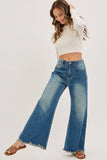 MID-RISE WIDE-LEG FRAYED HEM DENIM JEANS: DENIM BLUE / Contemporary / M