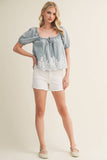 SQUARE-NECK DENIM TOP WITH LACE DETAIL: LT.DENIM / S