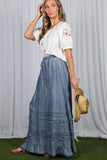 Ruffle Frayed Hem Chambray Casual Western Maxi Skirt VS83151: Washed Denim / L
