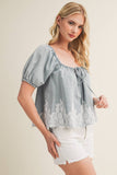 SQUARE-NECK DENIM TOP WITH LACE DETAIL: LT.DENIM / L