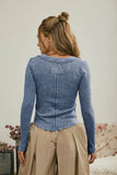 WASHED LONG SLEEVE RIBBED HENLEY KNIT TOP: MAROON