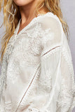 V-neck Short Sleeve Floral Embroidered Crochet Blouse Top: OFF WHITE / Os