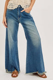 MID-RISE WIDE-LEG FRAYED HEM DENIM JEANS: DENIM BLUE / Contemporary / S