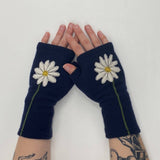 Fingerless Cashmere Gloves-Daisy: Cream on Brown / One Size Fits Most