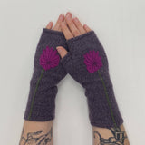 Fingerless Cashmere Gloves-Mum: Aqua on Olive / One Size Fits Most