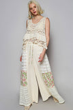 Round neck ruffle embroidered eyelet crochet top: NATURAL / Os