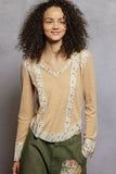 Long sleeve v neck print patch ruffle rib knit top: NUDE BEIGE / L
