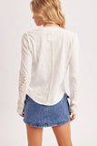 CROCHET PATCH SLEEVED HALF BUTTON ROUND NECK TOP: MUSHROOM / M