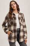 BUTTON DEOWN FLANNEL SHACKET WITH POCKETS: Brown / M