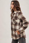 BUTTON DEOWN FLANNEL SHACKET WITH POCKETS: Brown / M