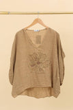Blouse with a flower in 100% Linen REF. 11209: Khaki