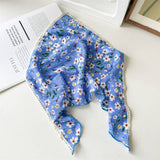 Fresh Floral Lace-Trimmed Triangle Bandana: Green / M