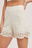 EMBROIDERED LACE TRIMMED SHORTS WITH LINING: NATURAL / M