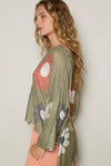 V-neck colorful flower print light weight sweater SALE: IVORY / S