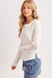 CROCHET PATCH SLEEVED HALF BUTTON ROUND NECK TOP: MUSHROOM / S