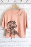 STAY WILD LEOPARD GRAPHIC LONG CROP TOP: Dusty mint