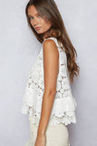 Round neck ruffle embroidered eyelet crochet top: White / Os