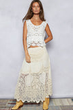 Round neck ruffle embroidered eyelet crochet top: NATURAL / Os