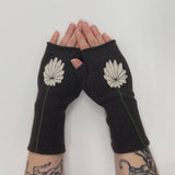 Fingerless Cashmere Gloves-Mum: Aqua on Olive / One Size Fits Most