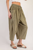 PL6329 - CROPPED RELAXED PANTS: DRY HERB / L